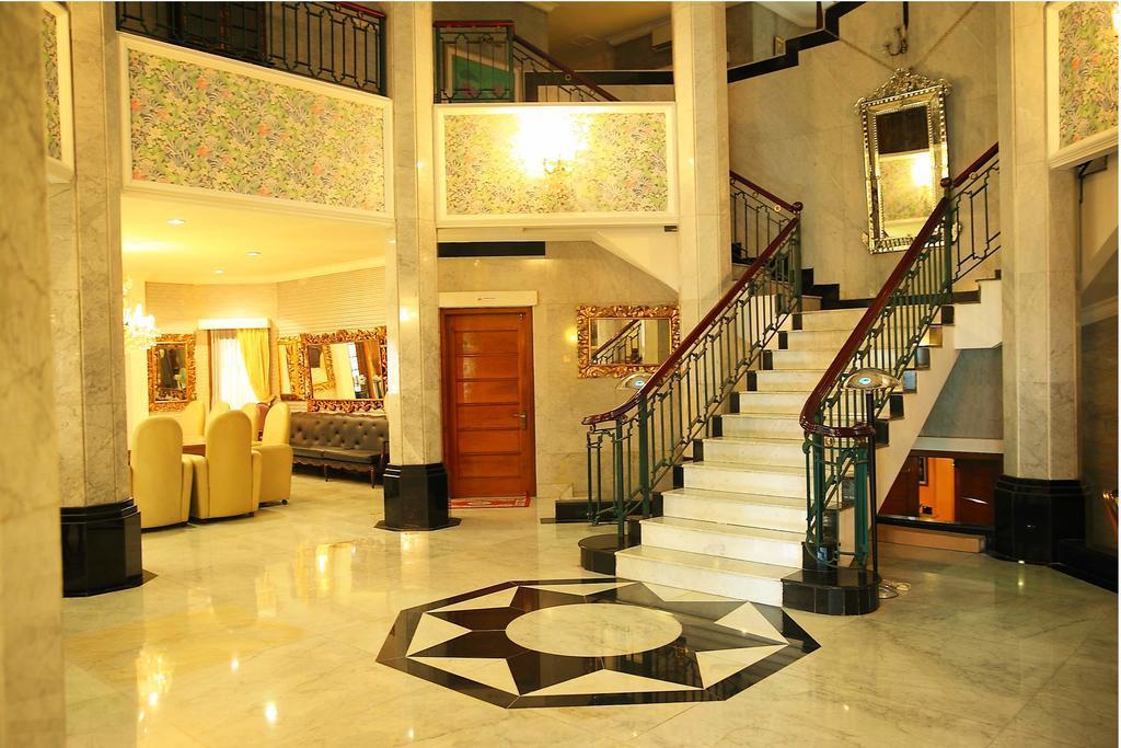 Arimbi Pejaten Suites Jakarta Extérieur photo