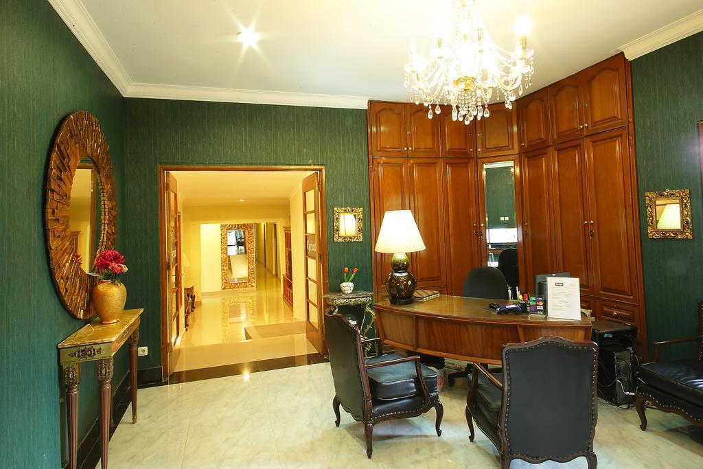 Arimbi Pejaten Suites Jakarta Extérieur photo