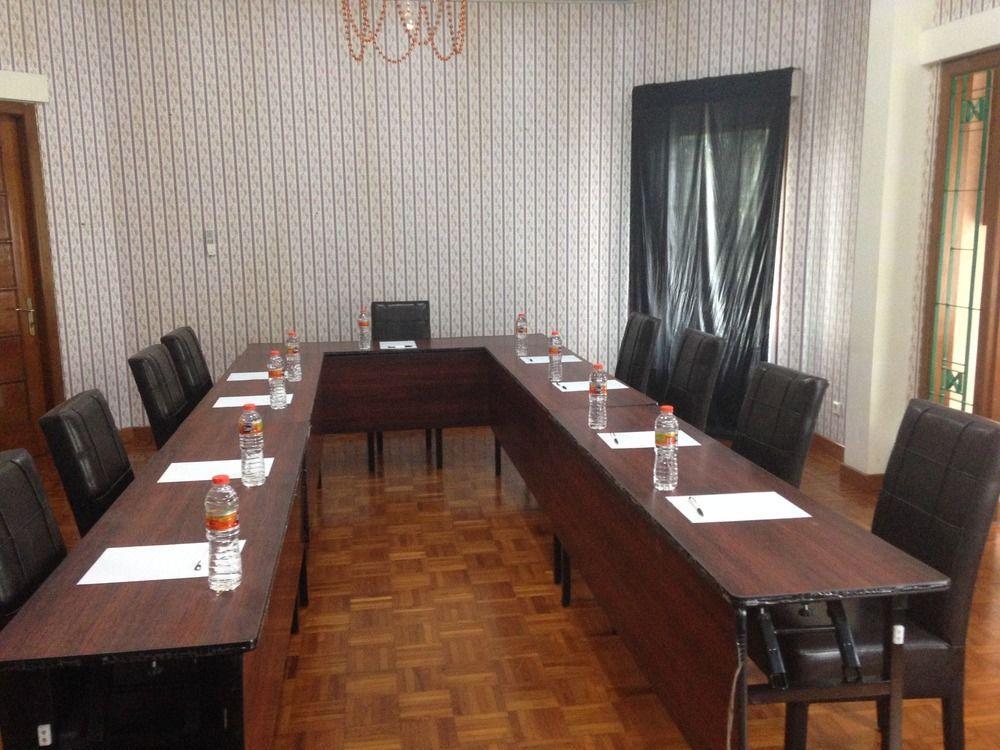 Arimbi Pejaten Suites Jakarta Extérieur photo