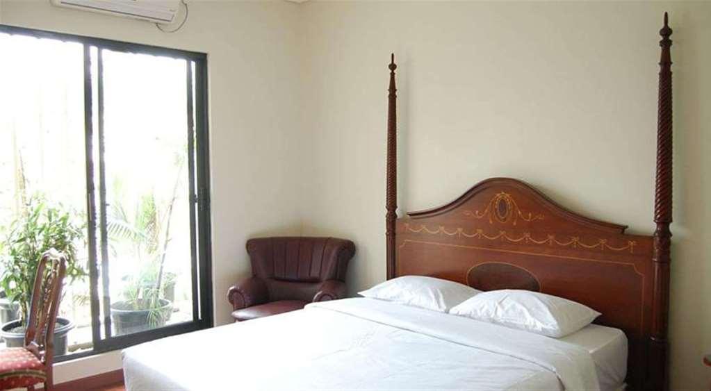 Arimbi Pejaten Suites Jakarta Chambre photo